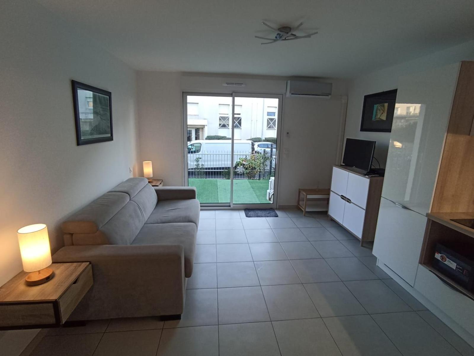 Studio Avec Parking Prive, Piscine Plage 300M Antibes Dış mekan fotoğraf
